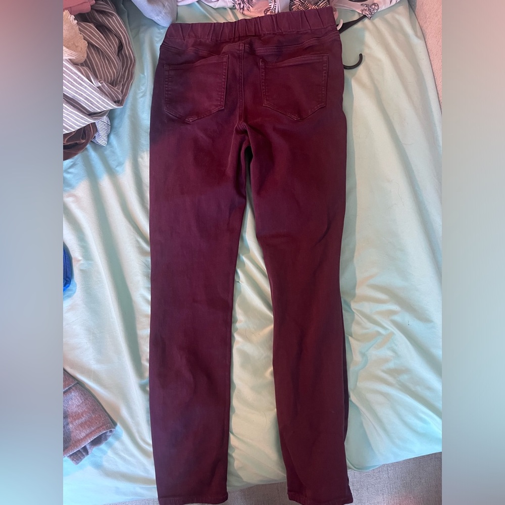 Women’s skinny jeans, maroon